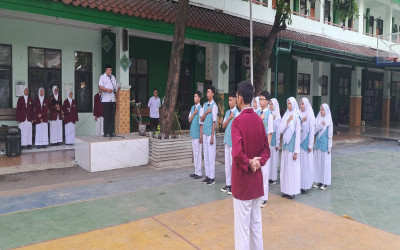Pembinaan Kepala Madrasah dan Pelantikan Pengurus OSIS 2023/2024
