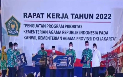 MTSN 31 JAKARTA TIMUR RAIH JUARA UMUM JAKARTA MADRASAH AWARDS Madrasah Tsanawiyah Negeri 31 Raih Juara Umum Tingkat Tsanawiyah